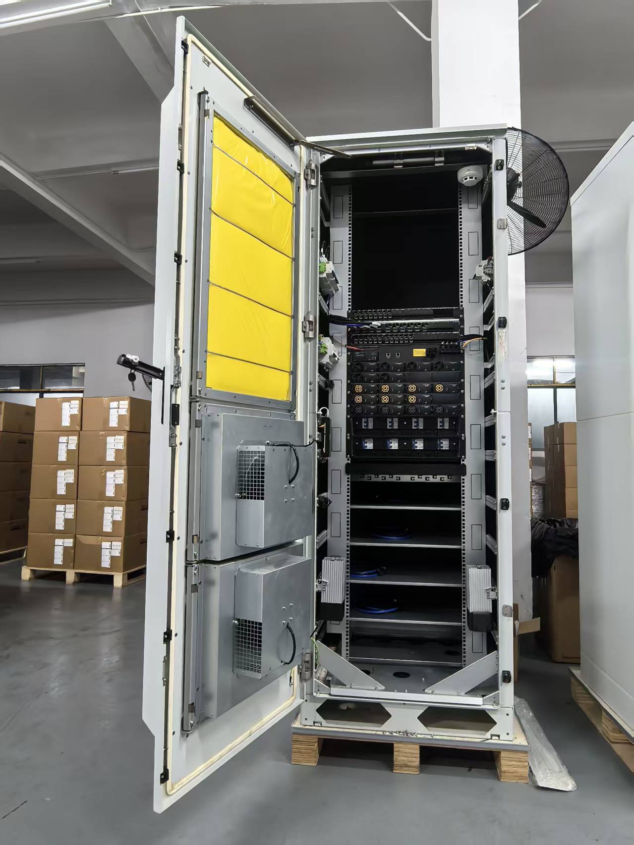 2U 19 inch rack mount DC PDU installed in telecom cabinet system
